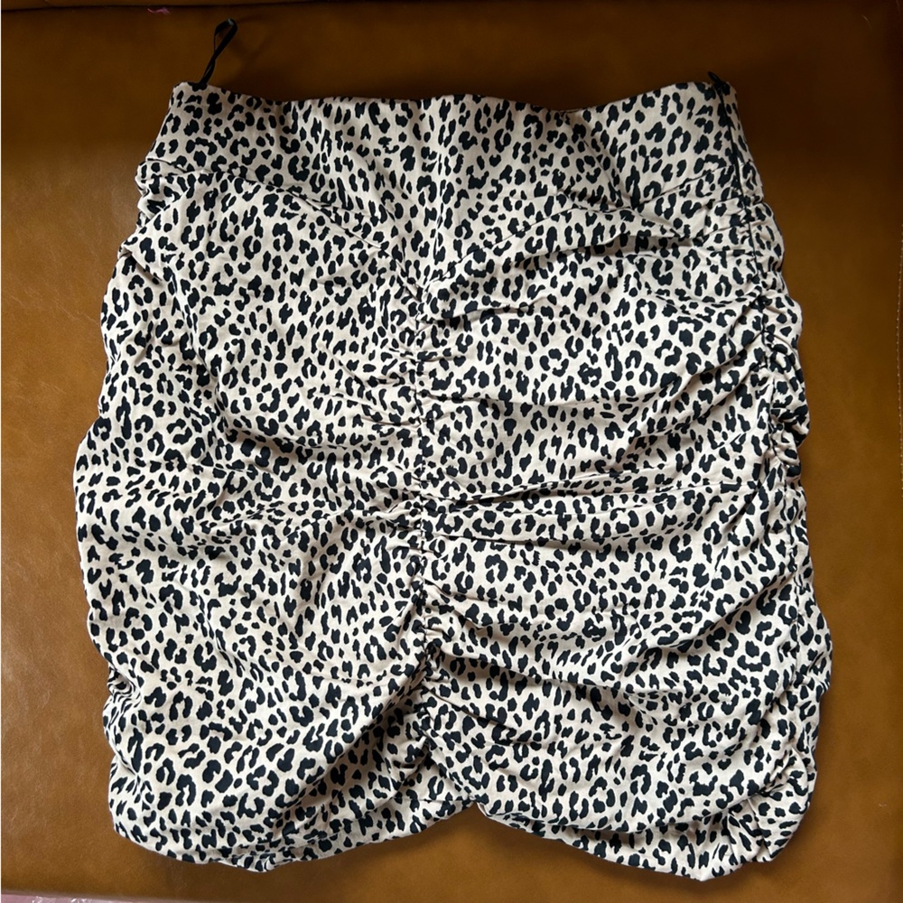 Cheetah print Zara skirt